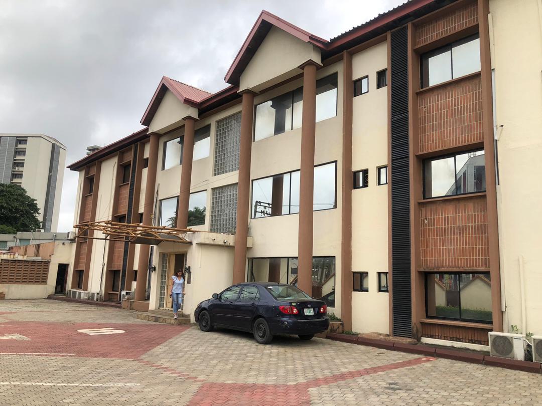 Lease of Commercial 6 Nos 3 Bedroom Apartments With Servants Quarters